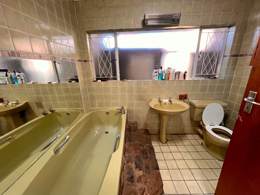 Commercial Property for Sale in Vallombrosa Free State